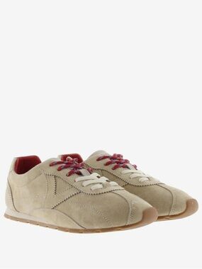 NWT SUEDE SNEAKERS